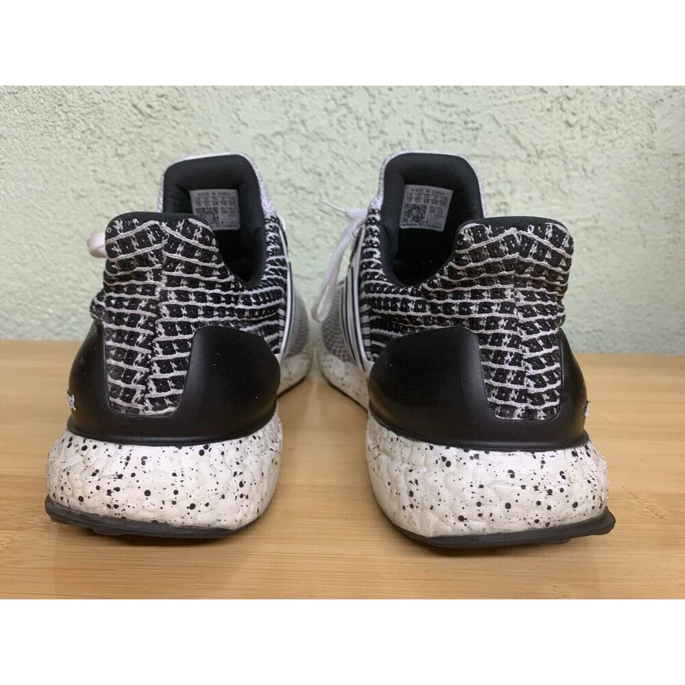 Adidas Ultraboost 5.0 Men's Sneakers‎ Running Shoes White Black HP2474 Size 13